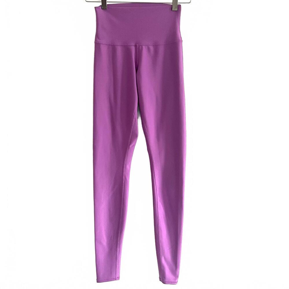 Alo Yoga 7/8 Airlift Leggings in Fuschia / Light Purple Size XS